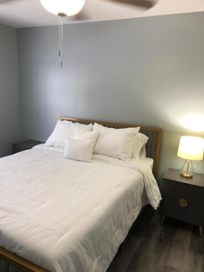 2 Bedrooms Vacation Home Тампа Екстериор снимка